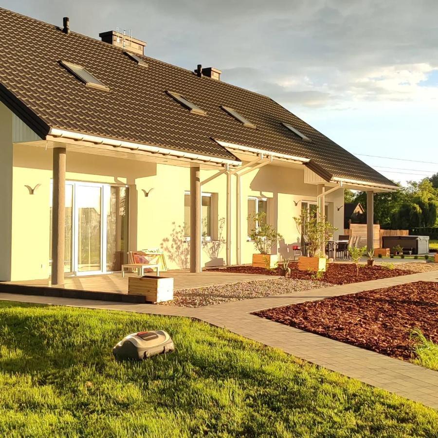 Apartamenty Wilga Z Calorocznym Jacuzzi I Letnim Basenem Luaran gambar